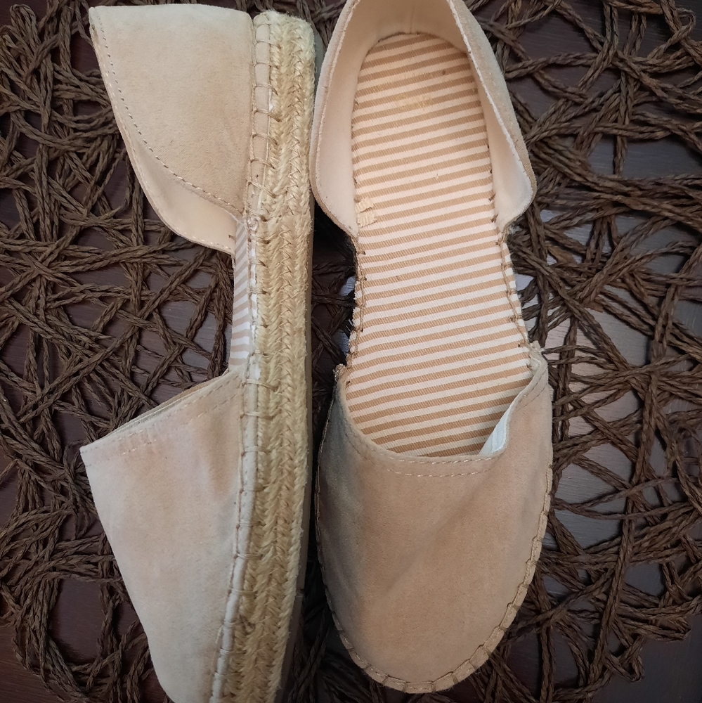 Gap suade slip on shoes 6